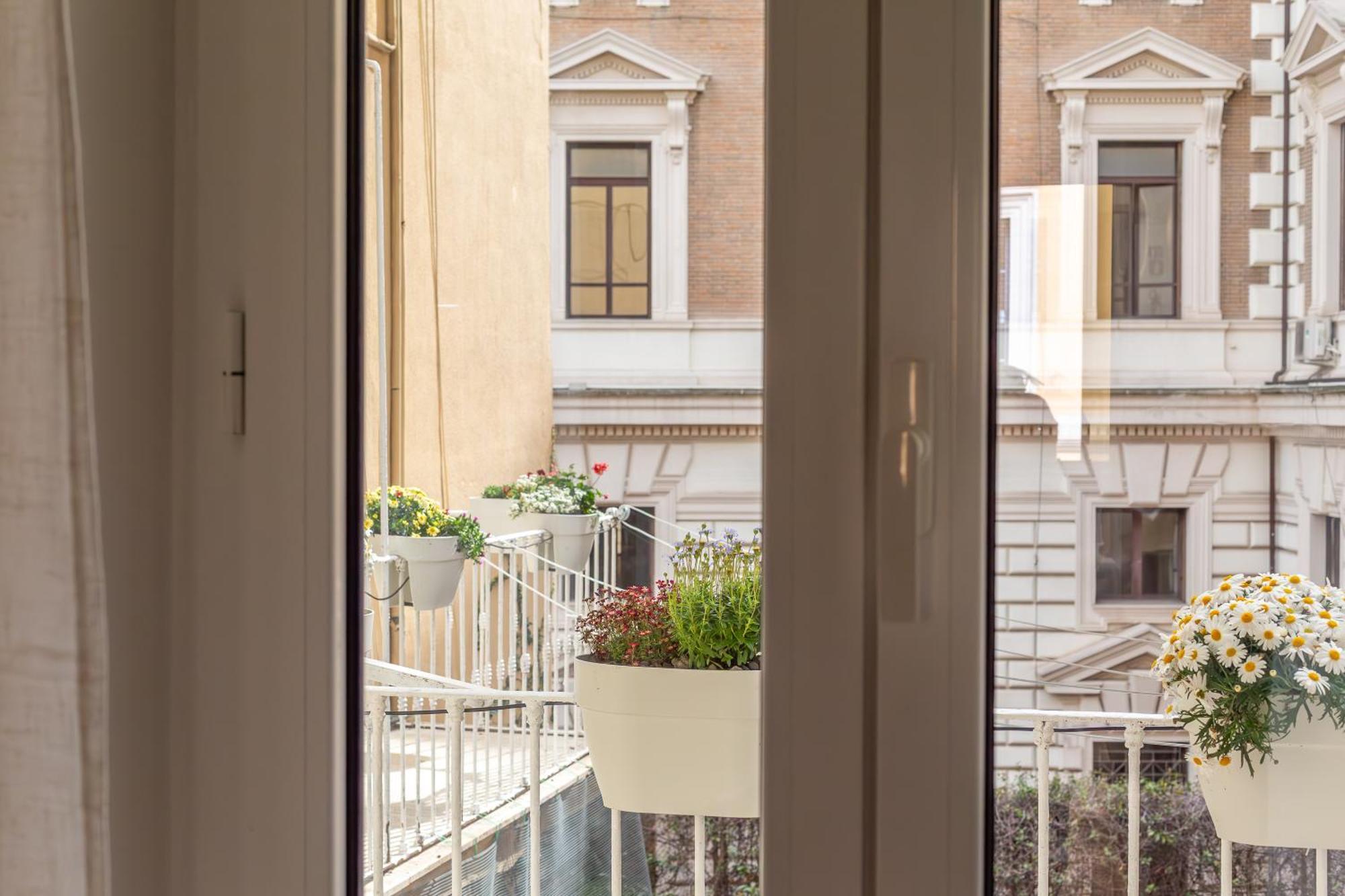 Iflat Stylish & Cozy In The Heart Of Monti Apartment Rome